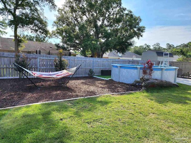 Building Photo - 912 Wine Pointe Dr