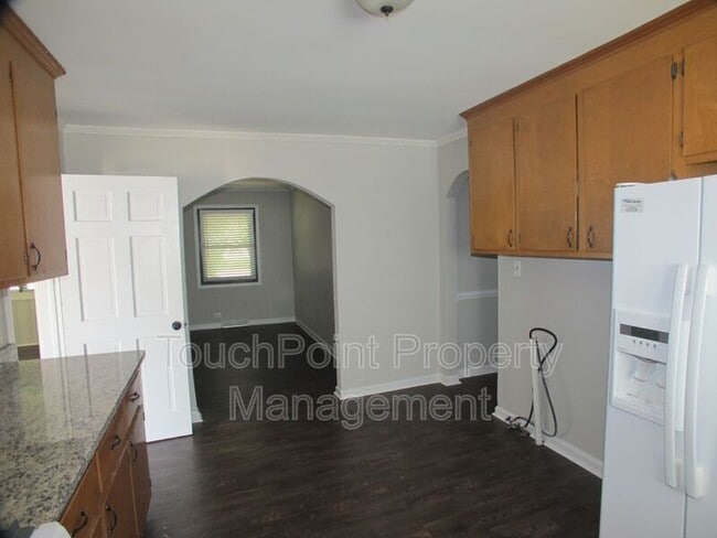 Building Photo - 6561 Morehead Rd