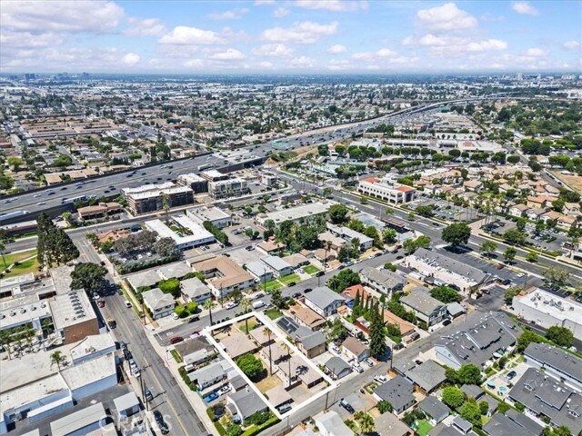 Building Photo - 1099 Bonita St