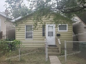 Building Photo - Private 1 bedroom house with Office space!!