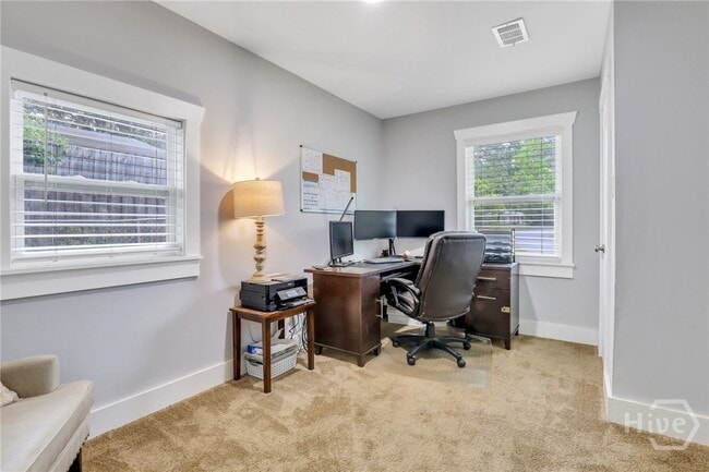 Building Photo - 607 Dyches Dr