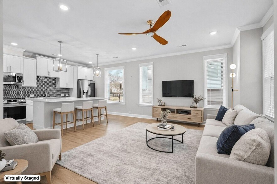 Building Photo - 1515 Hidden Falls Rd