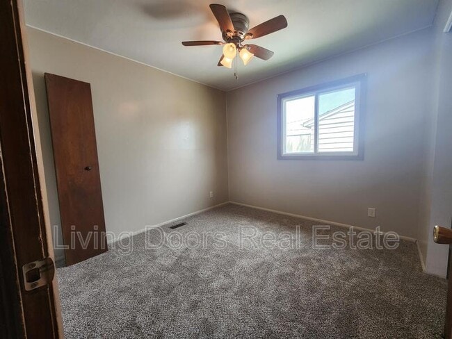 Building Photo - 1311 N 56th St