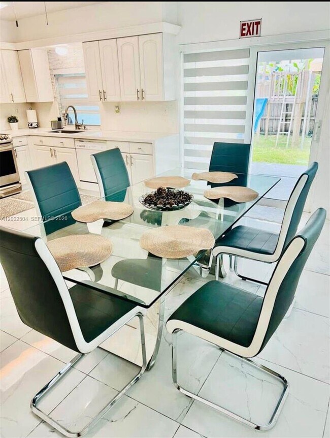 Building Photo - 6390 Sherman St