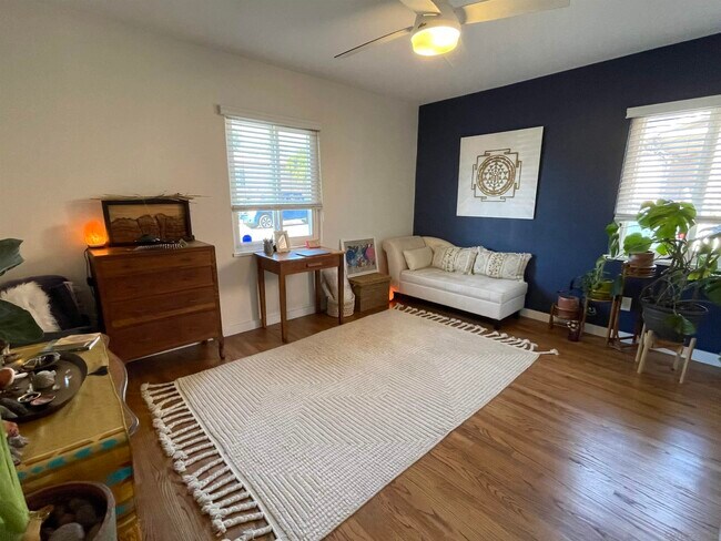 Building Photo - 2231 Susan Pl