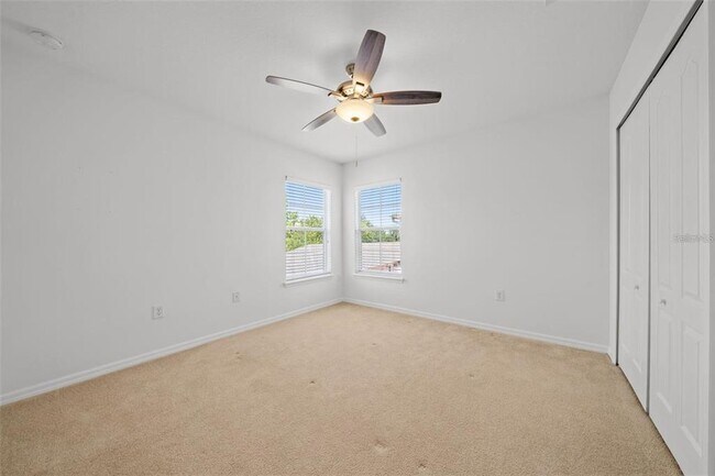 Building Photo - 7112 Five Oaks Dr