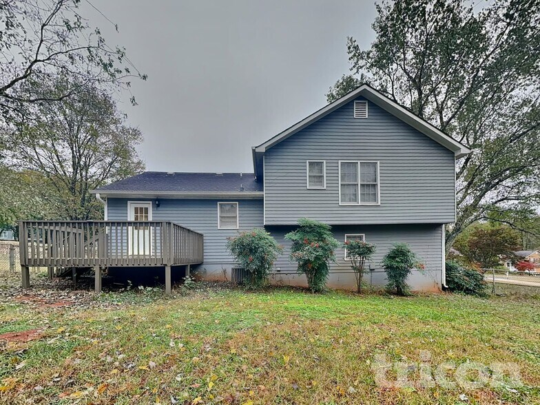 Building Photo - 48 Sumer Ln S