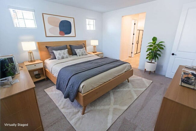 Building Photo - 23024 E Watford Dr