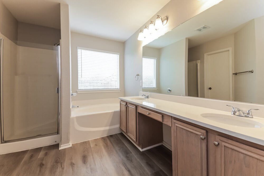 Building Photo - 506 Oxford Loop