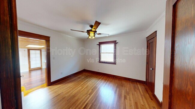 Building Photo - 3339 33rd St