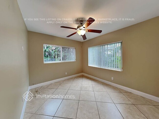 Building Photo - 1931 NE 43rd Ct