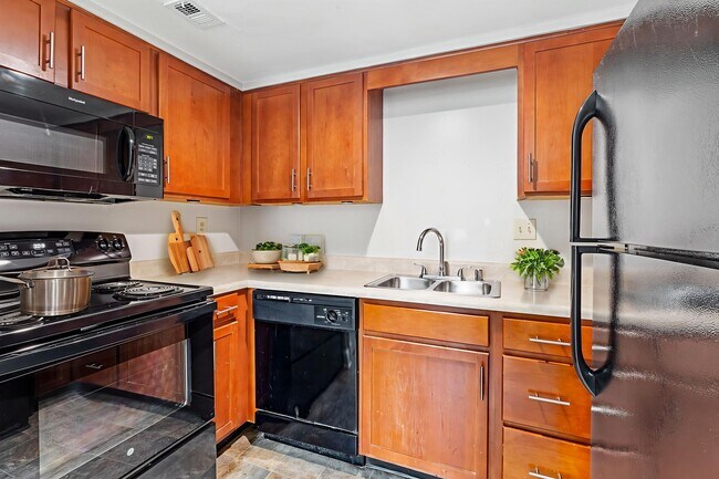 Interior Photo - Station House Apartments