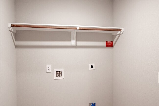 Building Photo - 6117 Eldora Dr