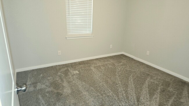 Building Photo - 1214 Carby Rd