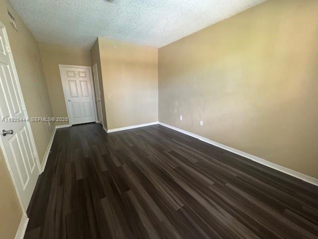 Building Photo - 140 SW 117th Ave