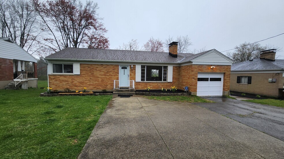 Front view - 8446 Clough Pike