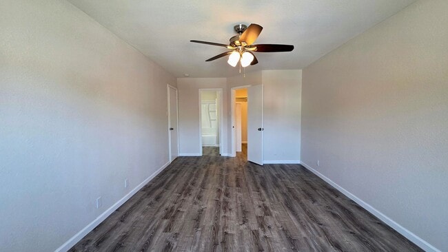 Building Photo - Candlewood Northeast San Antonio