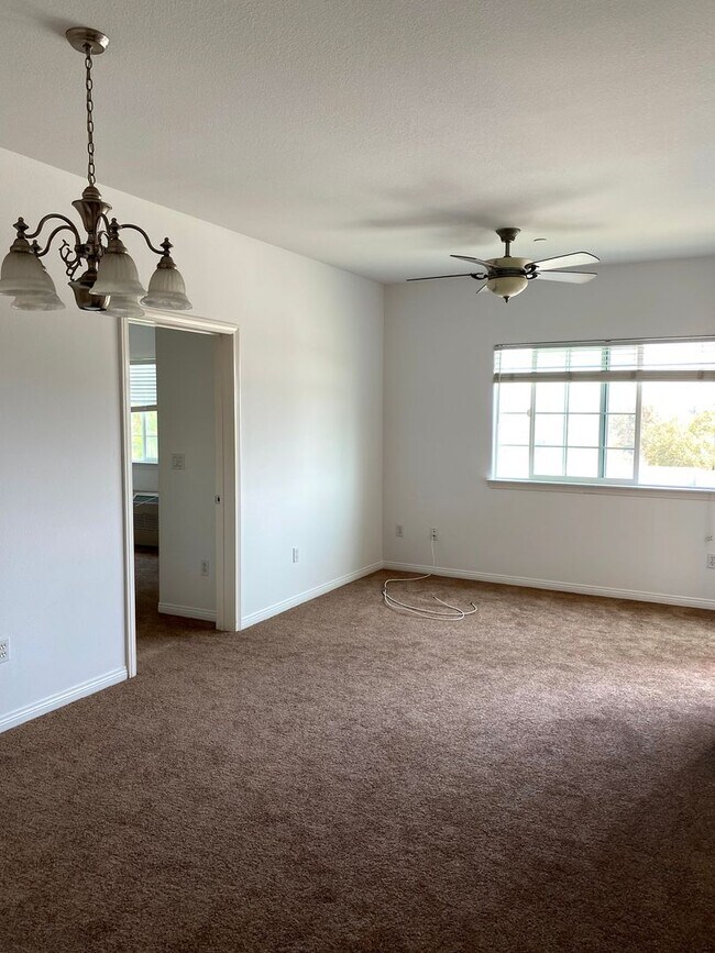 Building Photo - Serene 55+ Living in the Heart of Torrance | 2 Bed, 2 Bath Condo