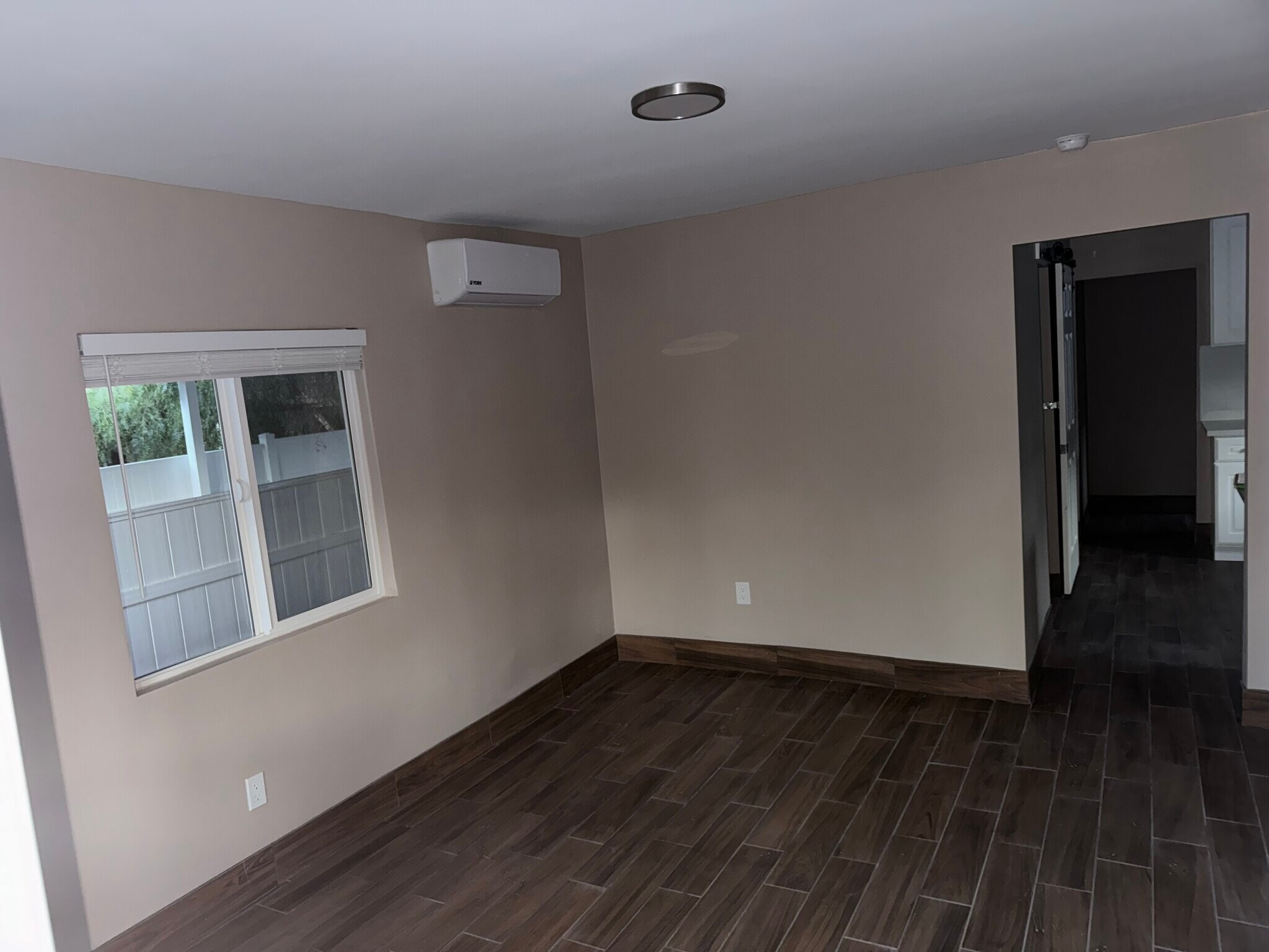 Building Photo - 32952 Urban Ave