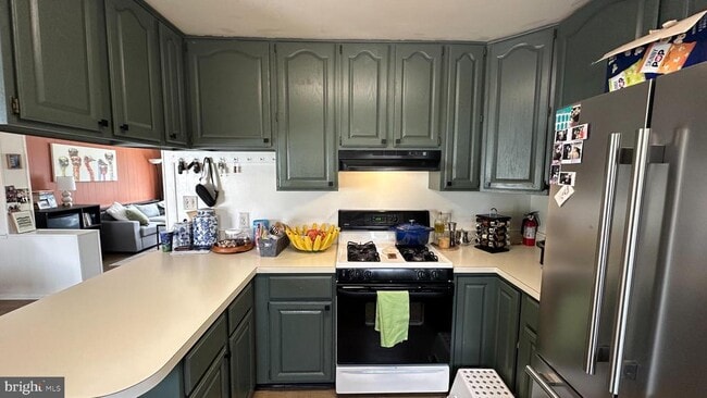 Building Photo - 228 Embleton Rd