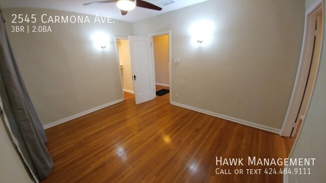 Building Photo - 2545 Carmona Ave