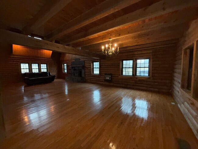 Building Photo - 3 Bedroom, 2 Bathroom- House in Cedartown!