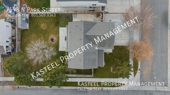 Building Photo - 7598 N Park St