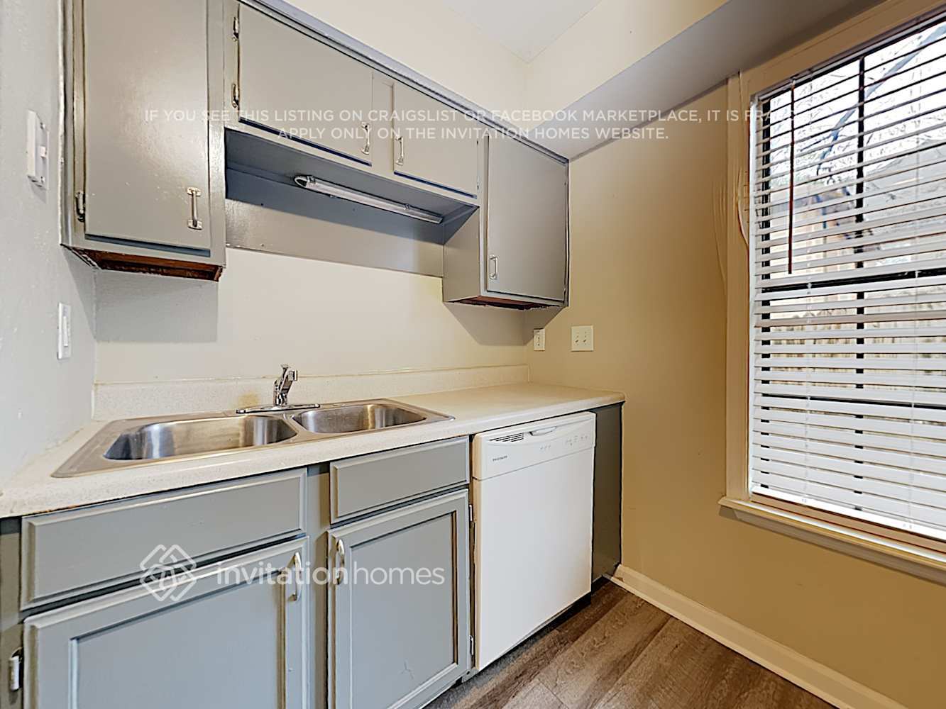 Building Photo - 708 Bryan St SE