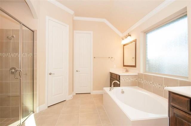 Building Photo - 15921 Gladewater Terrace