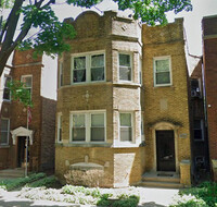 Building Photo - 5813 N Maplewood Ave