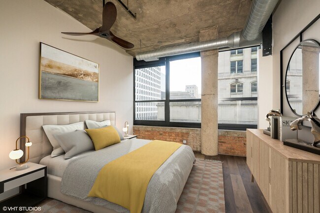 Building Photo - 130 S Canal St