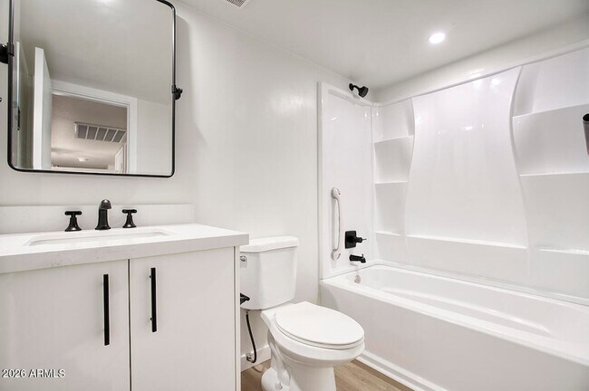 Building Photo - 8015 W Roma Ave