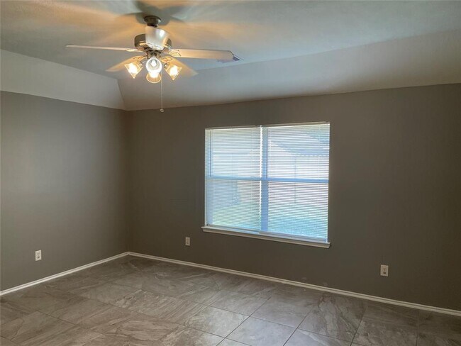 Building Photo - 14019 Concord Meadow Ln