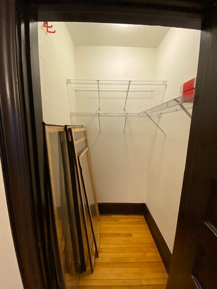 Main storage - 1926 Aldrich Ave S