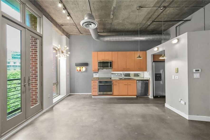 Building Photo - 123 Luckie St NW