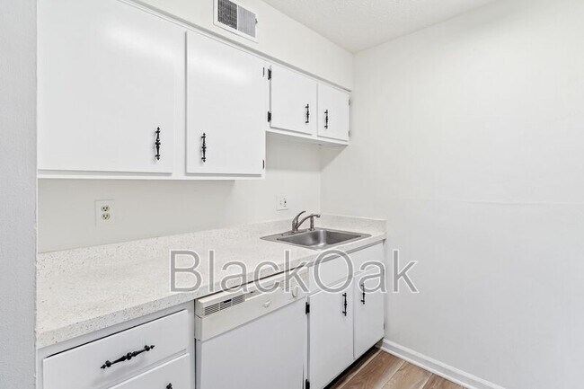 Building Photo - 4213 Foreman Ln