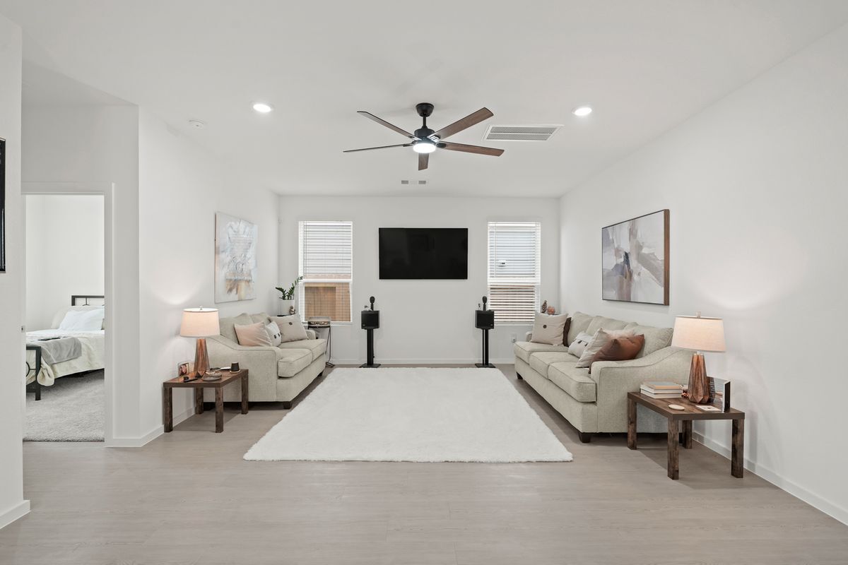 Building Photo - 26235 Arrowleaf Dr