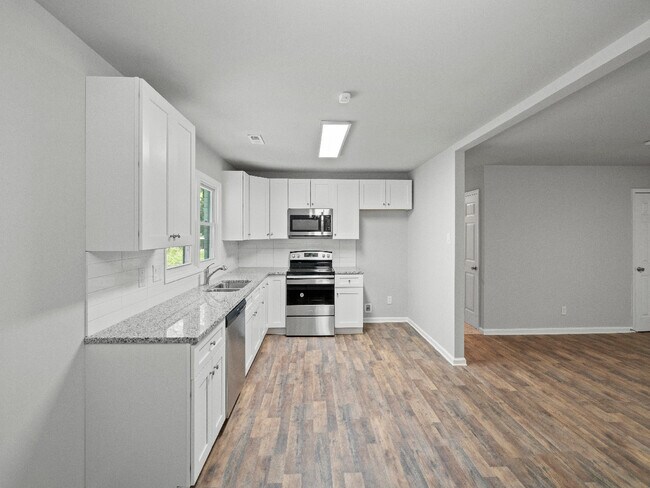 Building Photo - 128 Sunset Ln