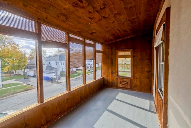 Building Photo - 1801 Northampton St