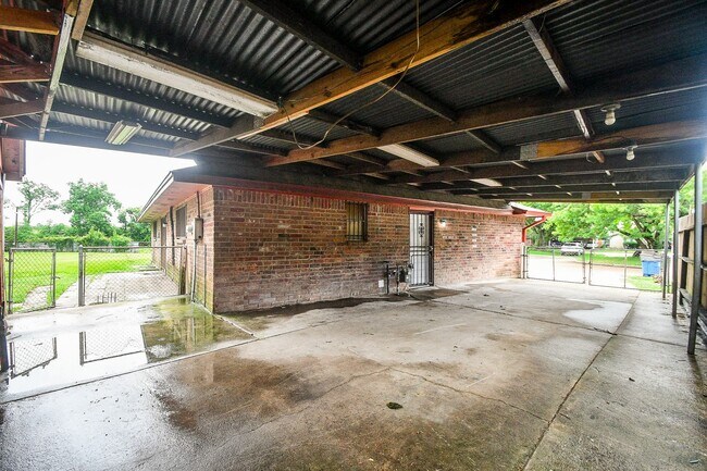 Building Photo - 12610 Plum Meadow Ln