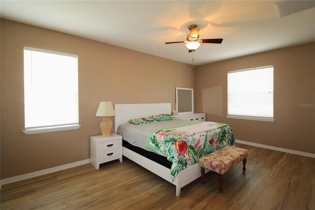 Building Photo - 8463 Karpeal Dr