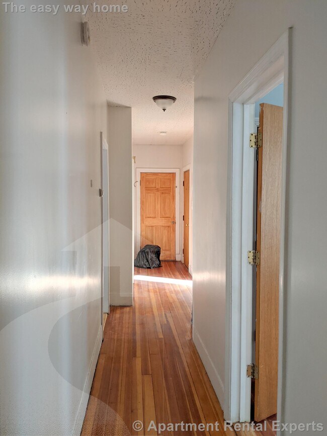 Building Photo - 25 Belknap St