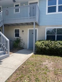 Building Photo - 700 W Pope Rd