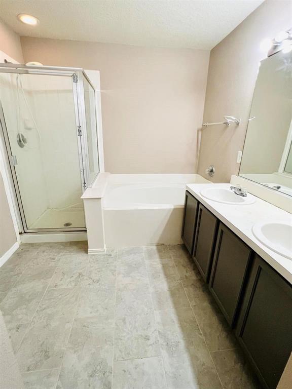 Building Photo - 15034 Sugar Sands Dr