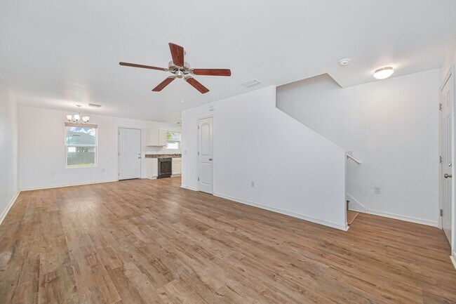 Building Photo - 3BR/2.5BA Cape Coral Home w/ 2-Car Garage & Spacious Yard – Available Now!