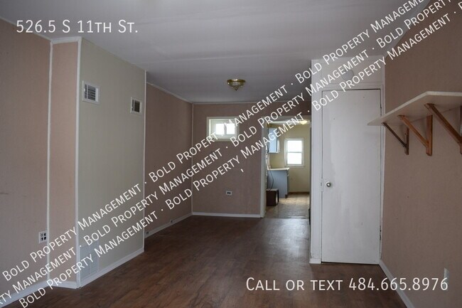 Primary Photo - 526.5 S 11th St