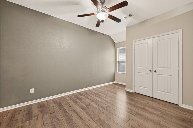 Building Photo - 10723 Clear Arbor Ln