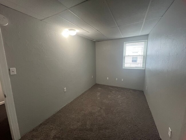Building Photo - Beautiful 4 Bedroom/ 2 Bath- RENT SPECIAL:...
