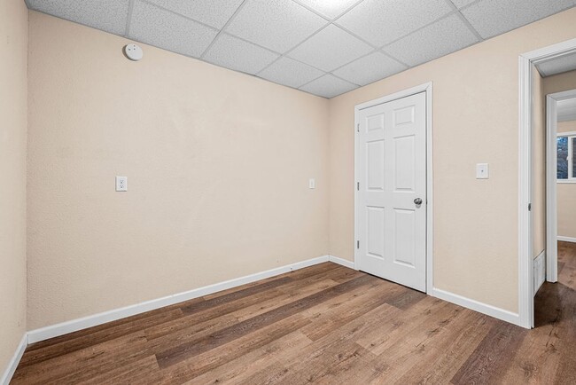 Building Photo - 311 Novak St