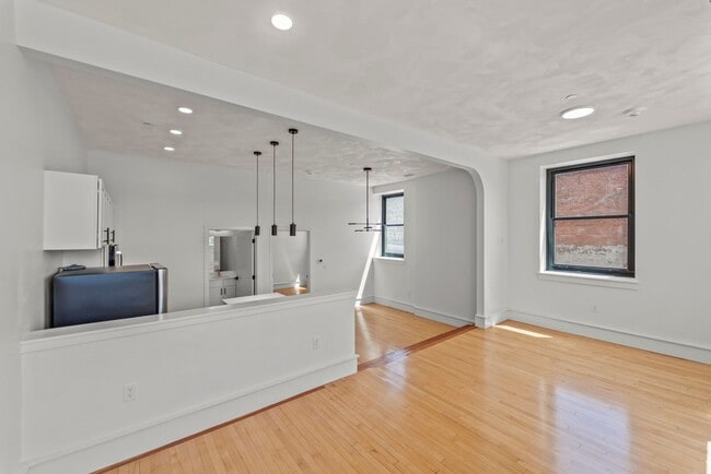 Interior Photo - Palace Apartments